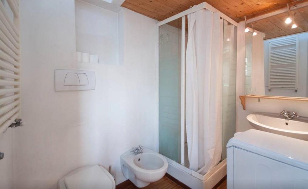 Dhomes - And - Duomo Delight, Terrace Appartement Milan